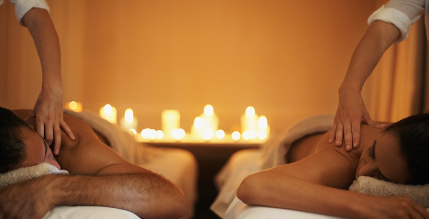 Glomorr_Nails_and_Beauty_Spa_couple