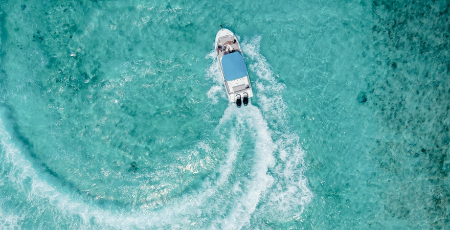 Speed_Boat_Blue_Safari_BS_-_Speedboat_Silver_Dart_-_4_cropped