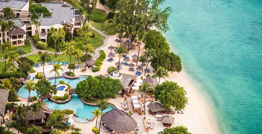 Hilton_Mauritius_Resort_&_Spa_3737_Y3r_DESK_PDP_M