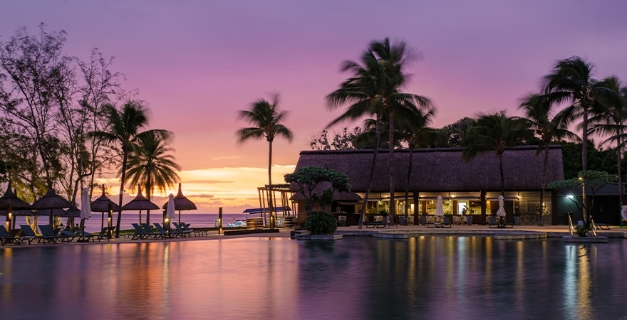 Outrigger_Mauritius_Beach_Resort_8878_zGt_DESK_PDP_M